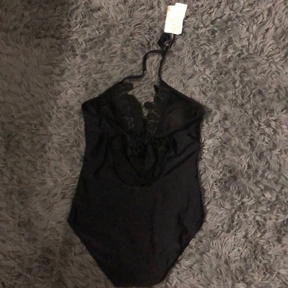 Bikini - Picture 4 of 4